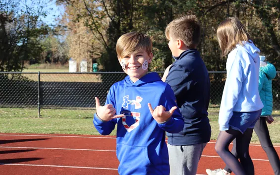 Read more about Middle School Turkey Trot Raises $15,200 for Harvest Hope