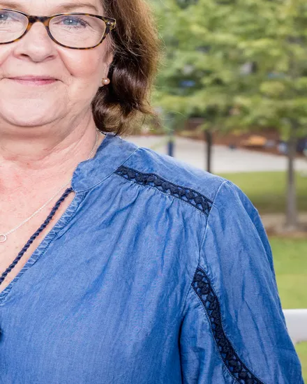 Read more about Lesa Steedly