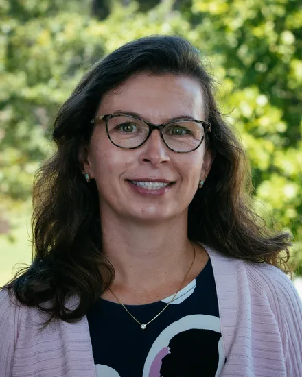 Read more about Karen Eggebrecht